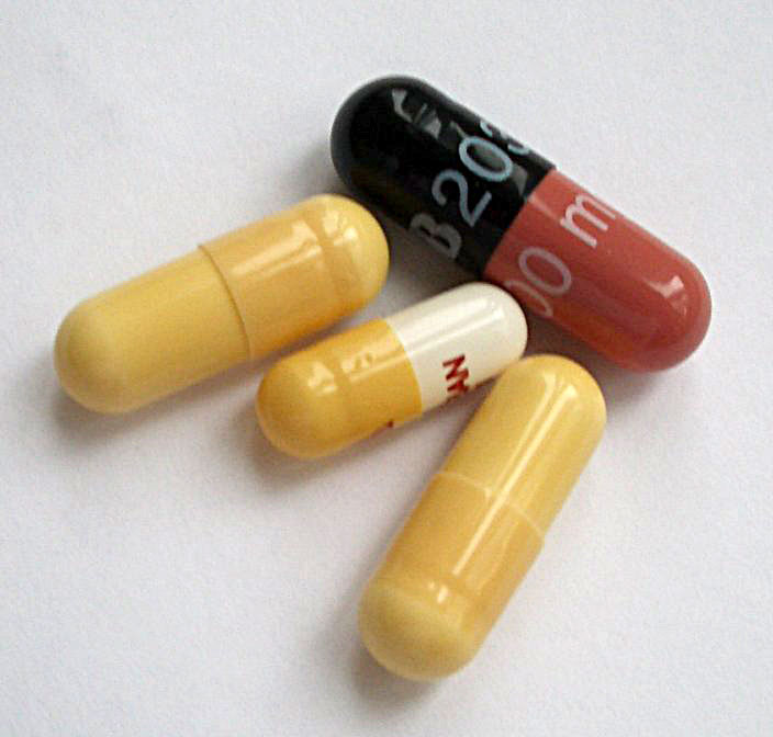 Чем отличается БАД от лекарства — преимущества и недостатки